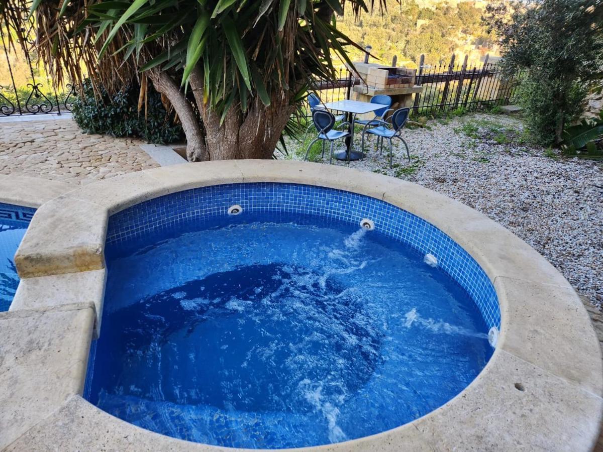 Gozo Island Escape Sleeps 4 With Private Bathroom Ghajn il-Kbira (Gozo) Exterior foto