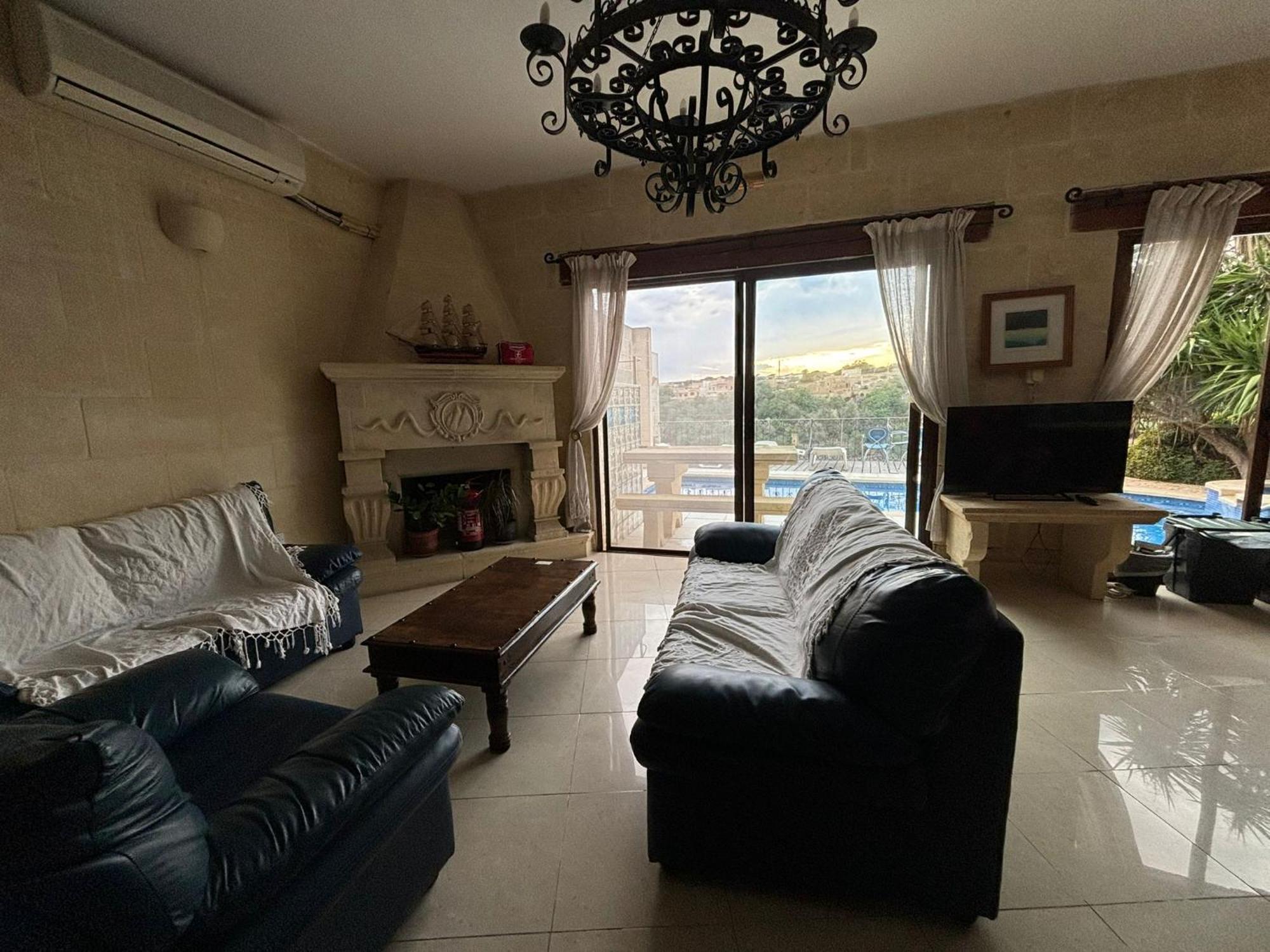 Gozo Island Escape Sleeps 4 With Private Bathroom Ghajn il-Kbira (Gozo) Exterior foto