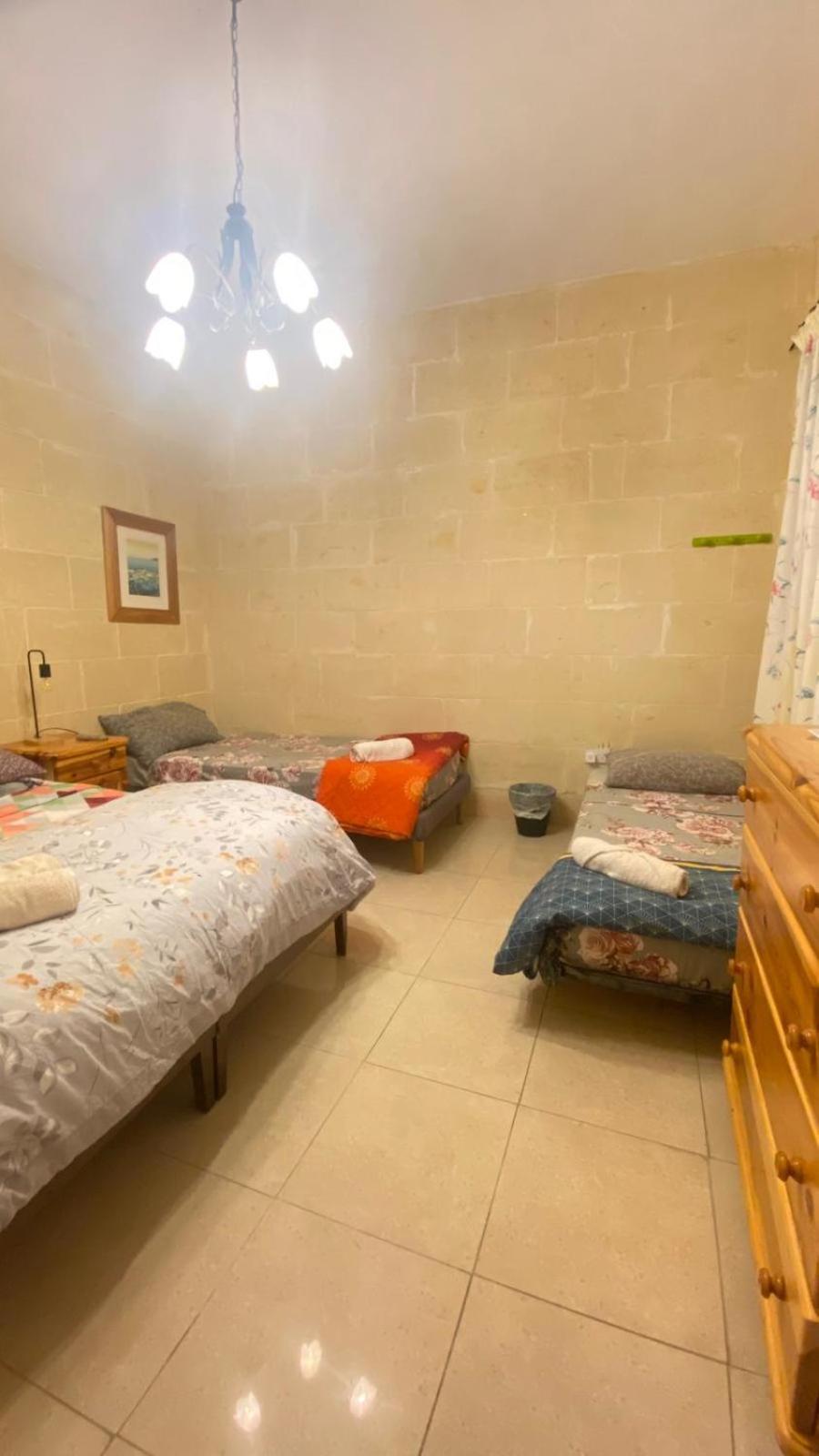 Gozo Island Escape Sleeps 4 With Private Bathroom Ghajn il-Kbira (Gozo) Exterior foto